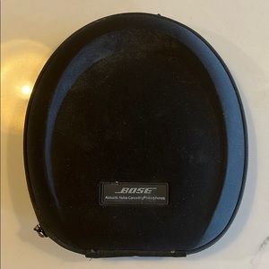 Bose Quiet Comfort 15 Noise Cancelling headphones